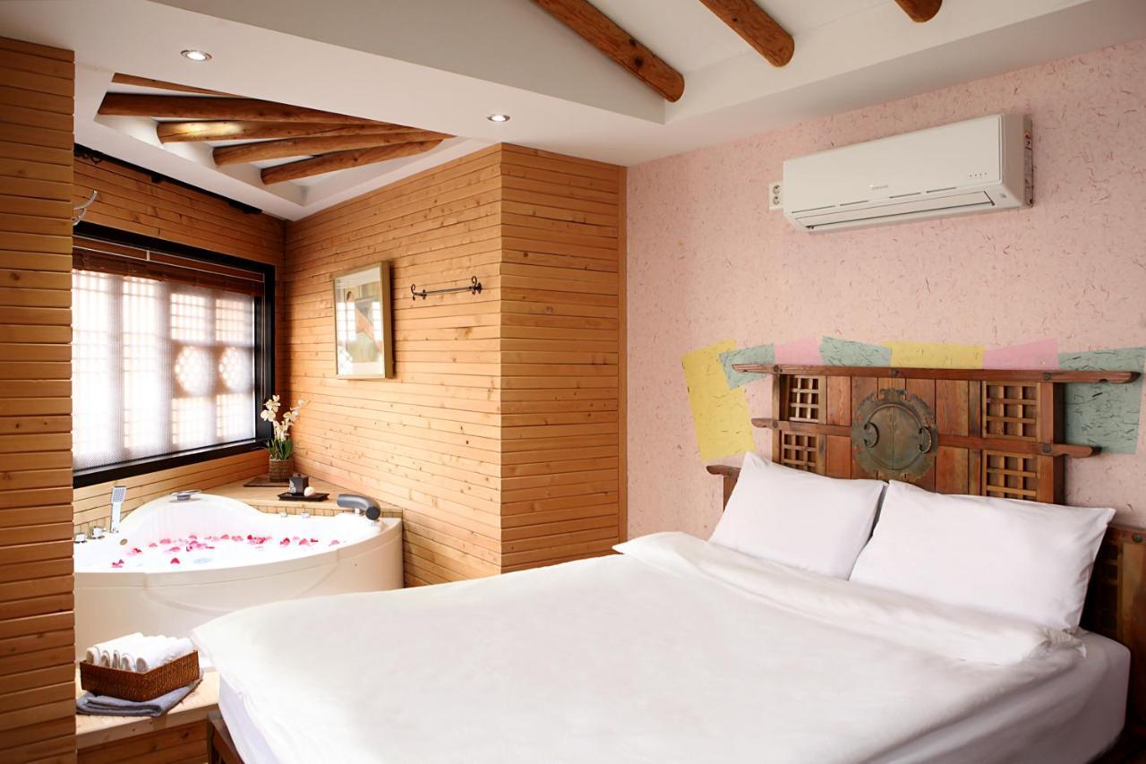 Jeonju Hanok Taejogung Hotel Chambre photo
