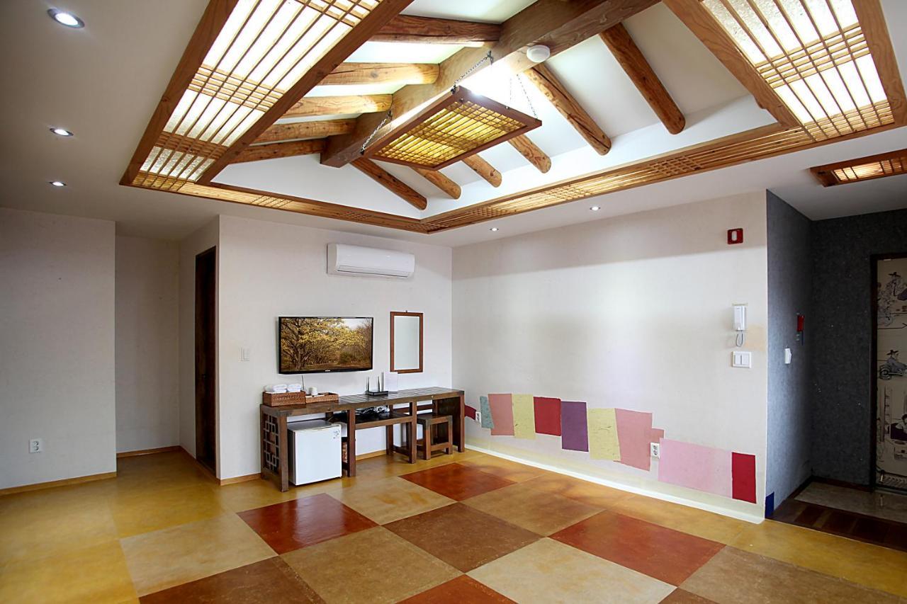 Jeonju Hanok Taejogung Hotel Chambre photo