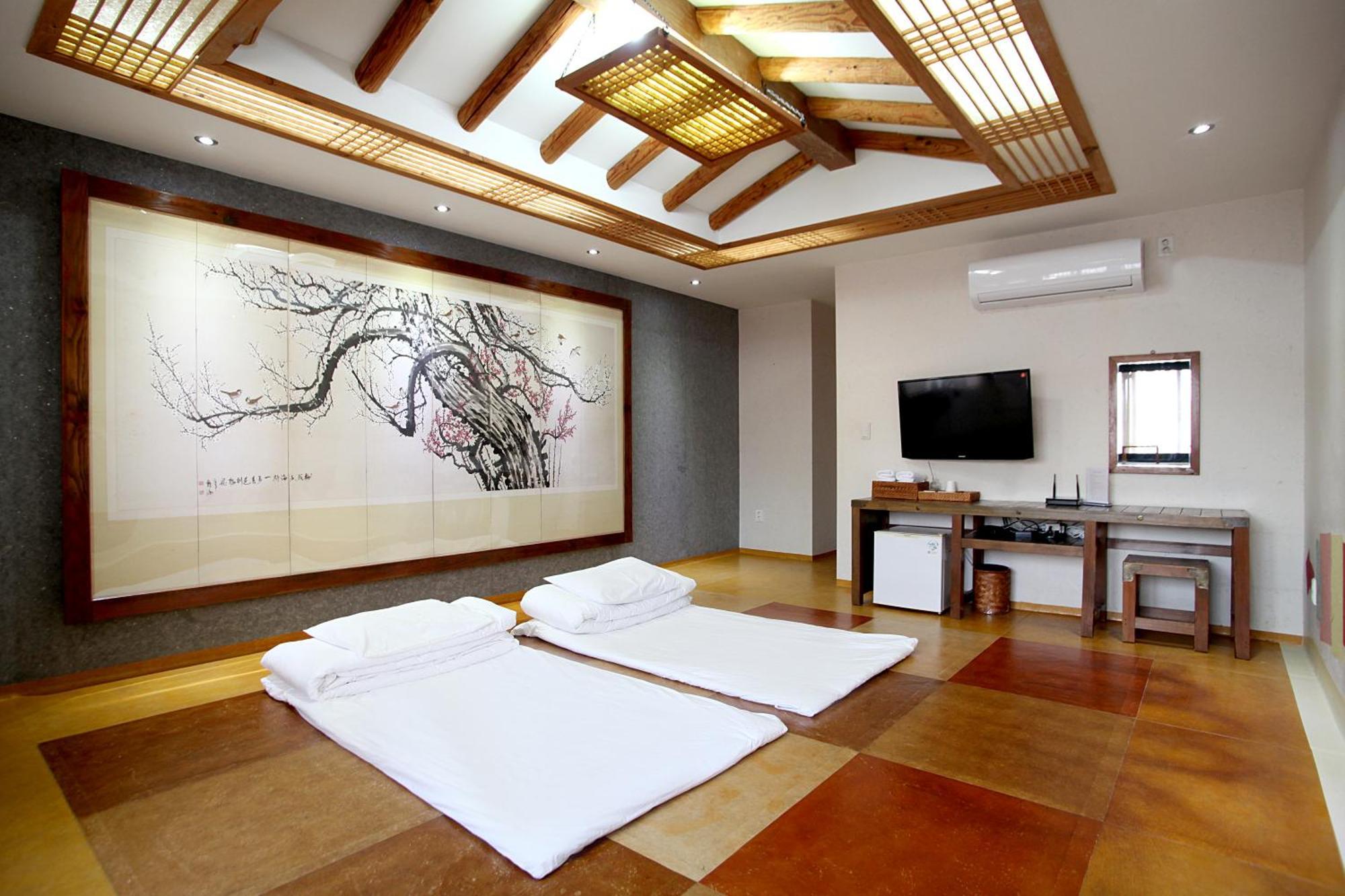 Jeonju Hanok Taejogung Hotel Chambre photo